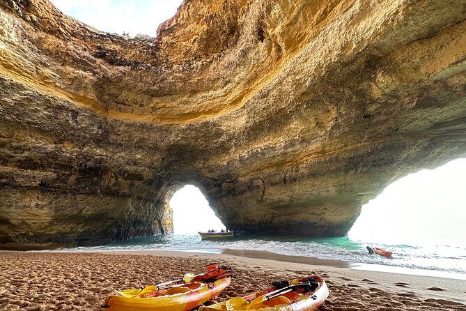 Guided tour through the caves of Benagil - Who Would Love This Tour?