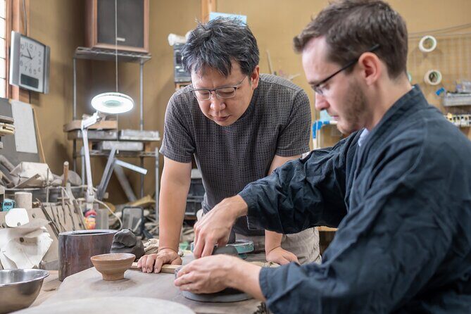 Guided Tour to Bizen pottery artists (with experience & lunch) - Key Points