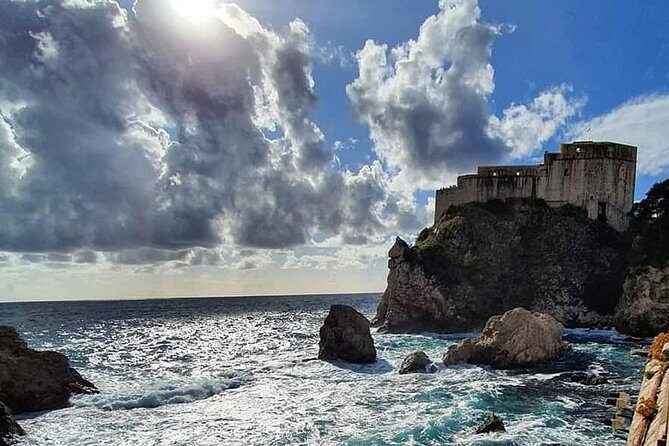 Guided Tour to discover Dubrovnik's Old Town, by day or night - What We Appreciated Based on Reviews