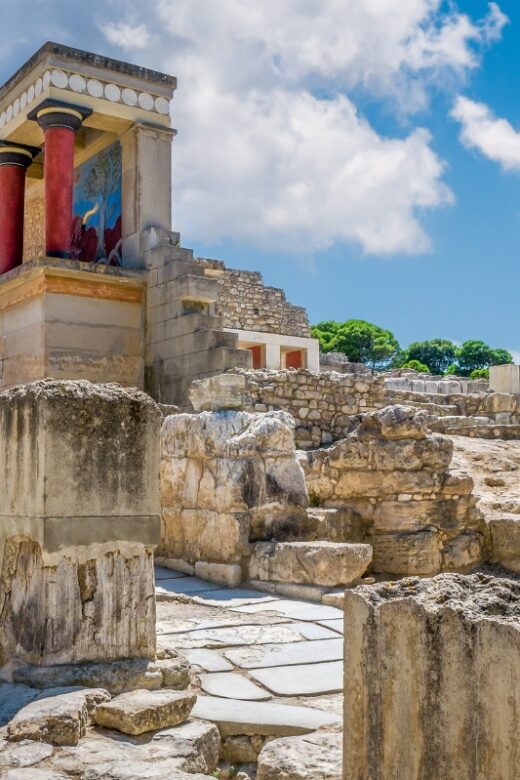 Guided Tour to Knossos Palace, Heraklion City & Minoan Farm - FAQs
