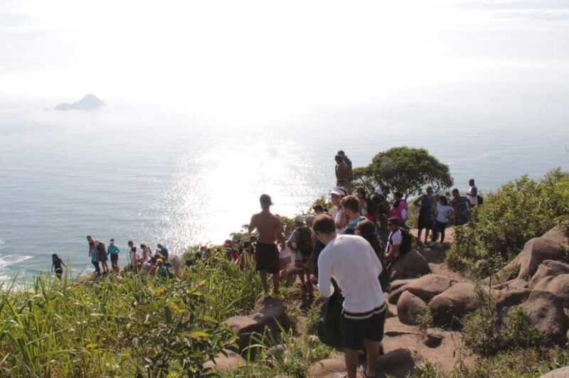 Guided Tour to Pedra do Telégrafo: Iconic Views & Adventure - Key Points