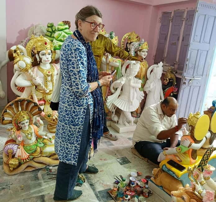 Guided Twilight Walking Heritage City Tour with Food Tasting - Key Points