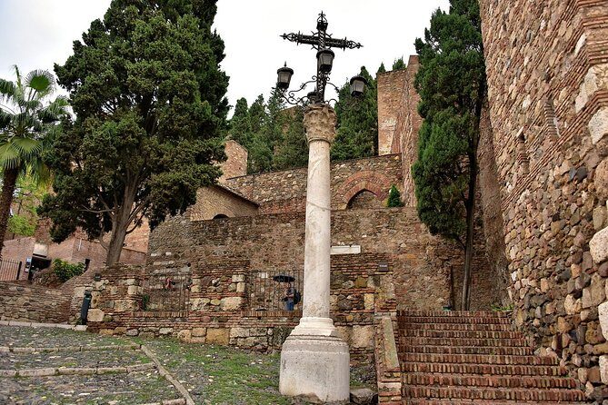 Guided visit to the Roman Theater and Alcazaba in Malaga - What to Expect at Each Stop