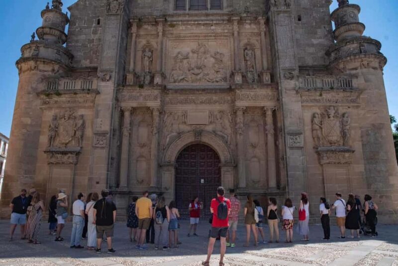 GUIDED VISIT TO ÚBEDA: Visit Úbeda with admission to monuments included. - Key Points