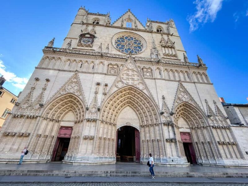 Guided walk from Old Lyon to the Presqu'île with a guide - The Itinerary in Detail