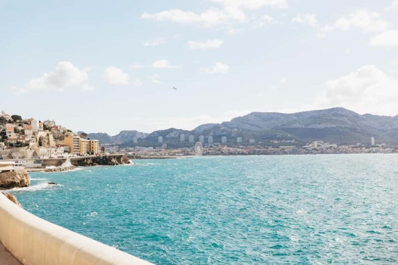 Guided Walk in beautiful and hidden neighborhoods - Analyzing the Experience: What It Means for You