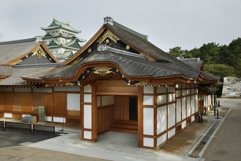 Guided Walk through Nagoyas Castle, Gardens, and Historic Estates - Walking Nagoya’s Culture Path estates