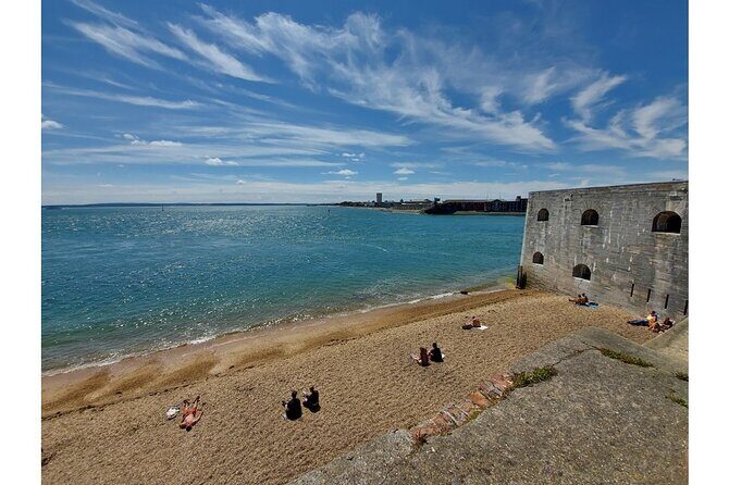 Guided Walking Tour of Portsmouth - An In-Depth Look at the Portsmouth Guided Walking Tour