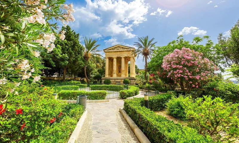 Guided Walking Tour of Valletta with Licenced Guide - Why This Tour Offers Good Value