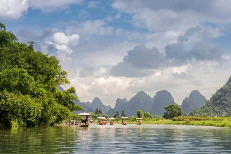 Guilin Escape: Karst & Countryside Allure - The Charm of Bamboo Rafting on the Yulong River