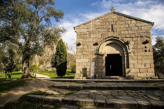 Guimarães & Braga Small Group Tour, Lunch & All Tickets included - In The Sum Up