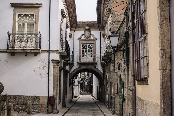 Guimarães Old Town Private Walking Tour - FAQs About the Guimarães Old Town Private Walking Tour