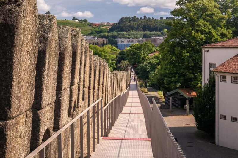 Guimarães: Private Flexible Walking Tour in Historic Center - Oliveira Square and the Collegiate Church