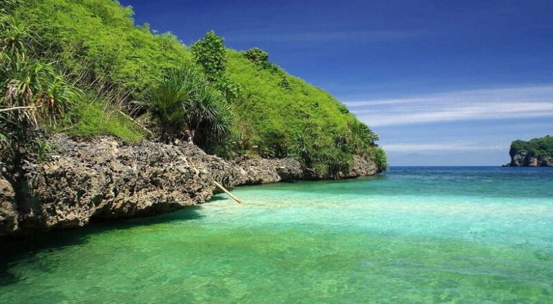 Guimaras: Private Island Hopping Tour with Lunch - Exploring Guimaras: What to Expect on the Tour