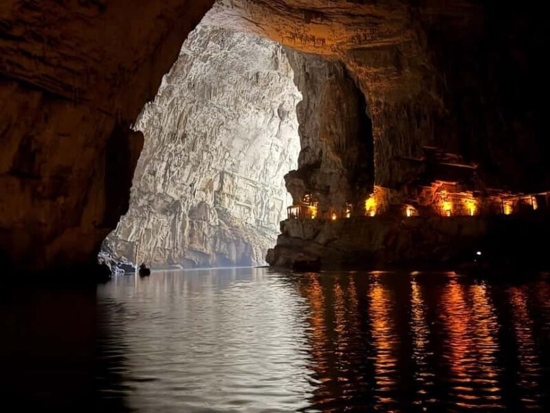 Guiyang: Zhijindong Cave Private Day Tour - Exploring Zhijindong Cave: A Natural Masterpiece