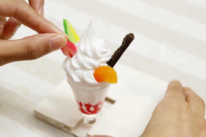 Gujo Hachiman Castle Town Stroll | Edo Streets & Sampuru Crafting - Detailed Review of the Gujo Hachiman Castle Town Stroll Tour