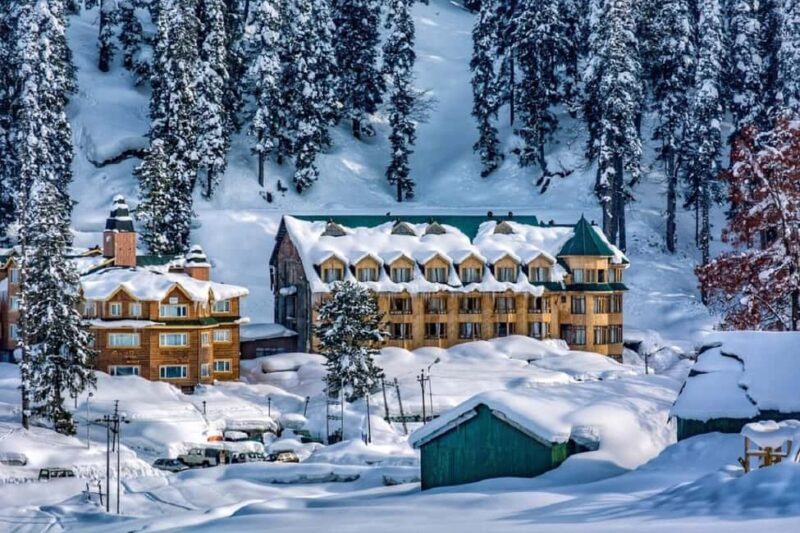 Gulmarg Snowfall Tour 3 Days 2 Nights - What Makes This Tour Stand Out