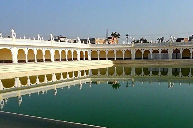 Gurdwara Sacha Sauda Nankana Sahib and Hiran Minar 1 Day Tour - FAQ