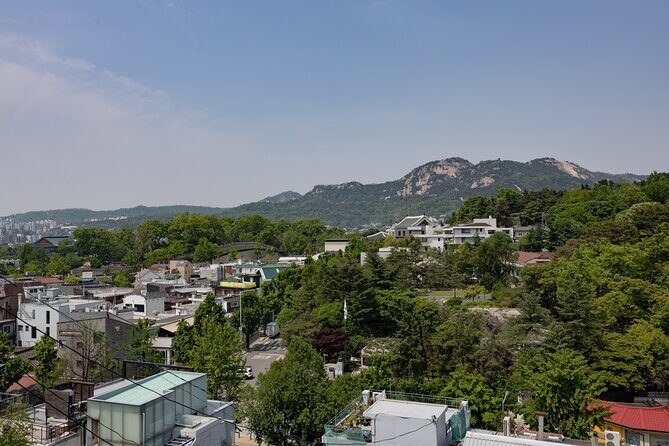 Gwanghwamun Tour l 120 minutes to Understand Local Korean Society - Frequently Asked Questions