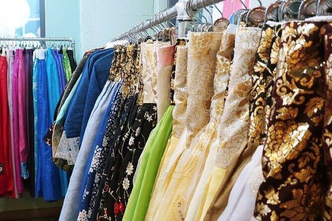 Gyeongbokgung Palace Hanbok Rental Experience Hanboknam () - FAQs