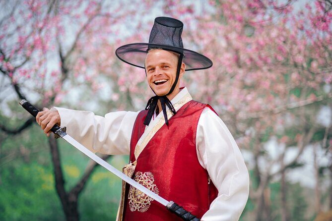 Gyeongbokgung Palace K-drama Hanbok Rental in Seoul - FAQ