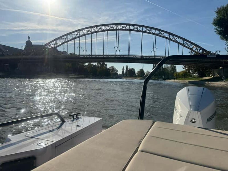 Gyr: 2-Hour Private Boat Sightseeing Tour - FAQs