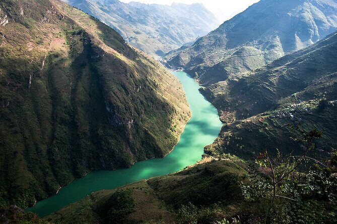 Ha Giang 4D4N Small Group Tours by Motorbike -All inclusive - What Makes This Tour Stand Out?