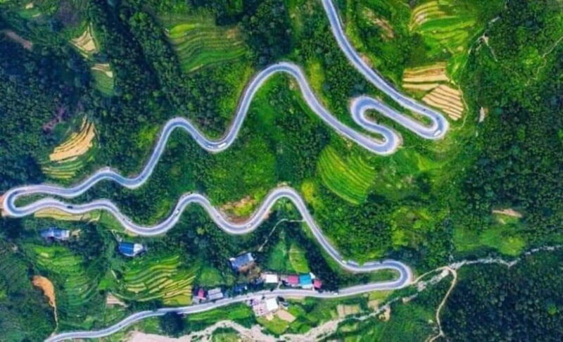 Ha Giang Loop Motorbike Tour 3D2N Tour With Time Travel - A Deep Dive into the Ha Giang Loop Motorbike Tour