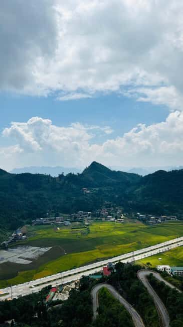 Ha Giang Loop Tour 3Days2Night with Strawberry (Small Group) - Authentic Cultural Encounters