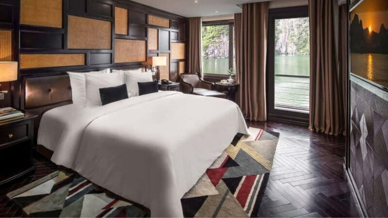 Ha Long Bay: 2-Day Ambassador Signature Cruise from Hanoi - Discovering the Beauty of Ha Long and Lan Ha Bays on the Ambassador Signature Cruise