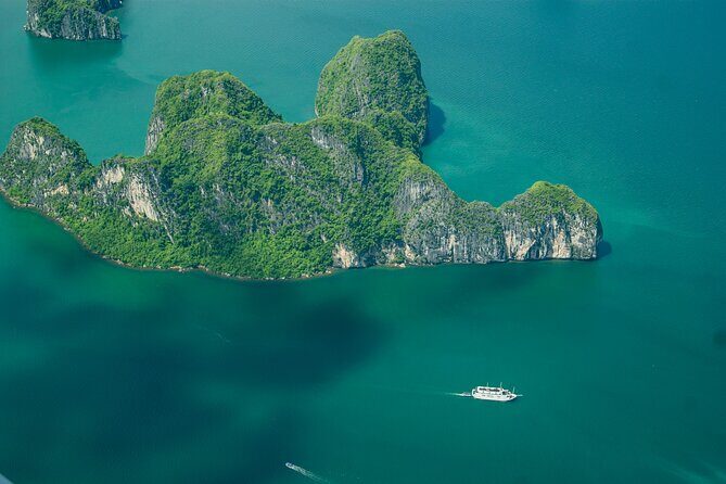 Ha Long Bay Cruise 1 Day Tour : Kayaking, Swimming, Hiking &Lunch - The Sum Up