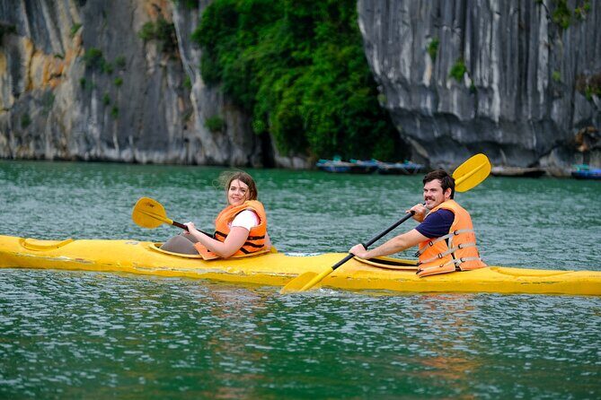 Ha Long Bay Cruise Day Tour-Cave, Kayaking,Ti top island & Lunch - What Makes This Tour Stand Out?
