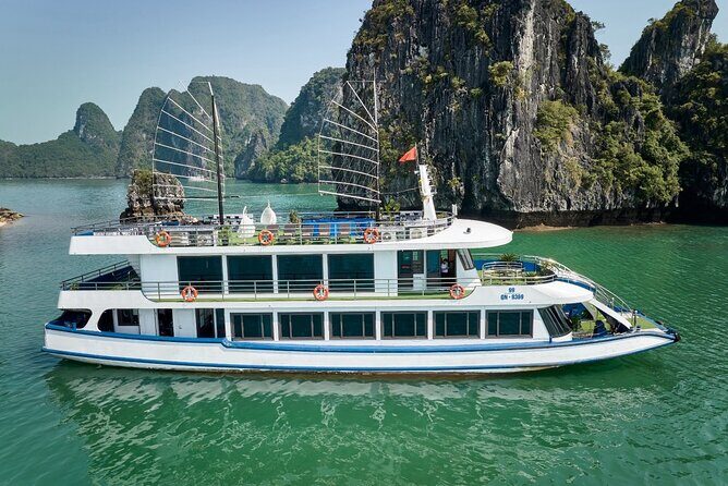 Ha long Bay day trip with Luxury Cruise - A Complete Look at the Halong Bay Day Trip with Luxury Cruise