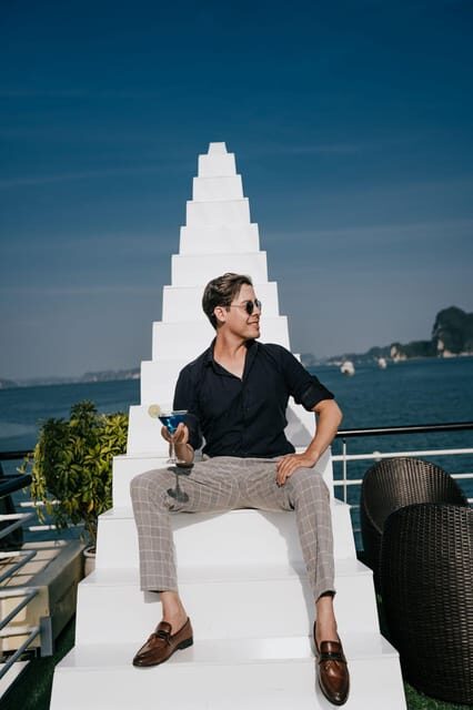 Ha Long full day trip ;Sung Sot cave, Titov island, kayaking - The Sum Up