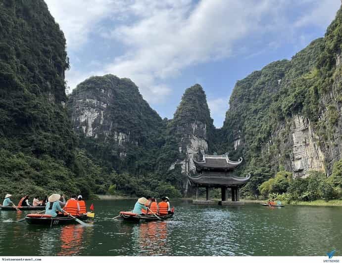 HA NOI : HOA LU - TRANG AN - MUA CAVE DAY TRIP BY LIMOUSINE - Key Points