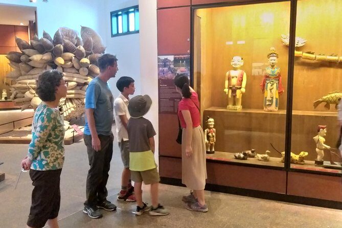 Ha Noi Private city tour and water puppet private tour - Key Points