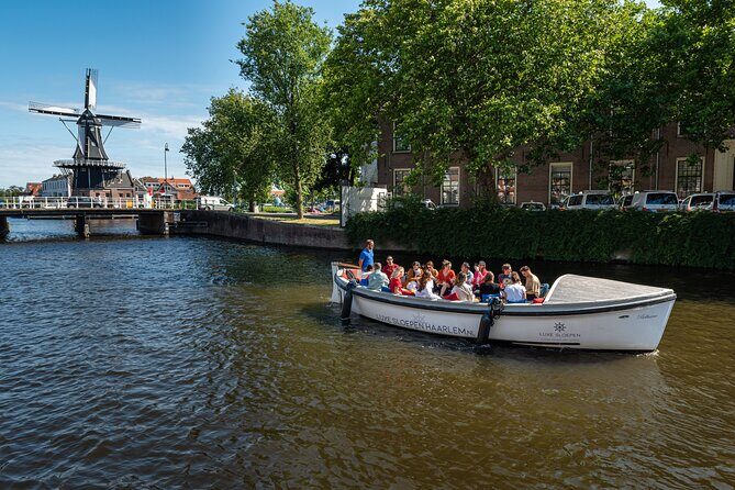 Haarlem Open Canal Tour with a real live guide - FAQ About the Haarlem Canal Tour