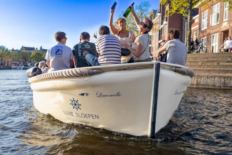 Haarlem: Unlimited Drinks City Cruise - FAQ