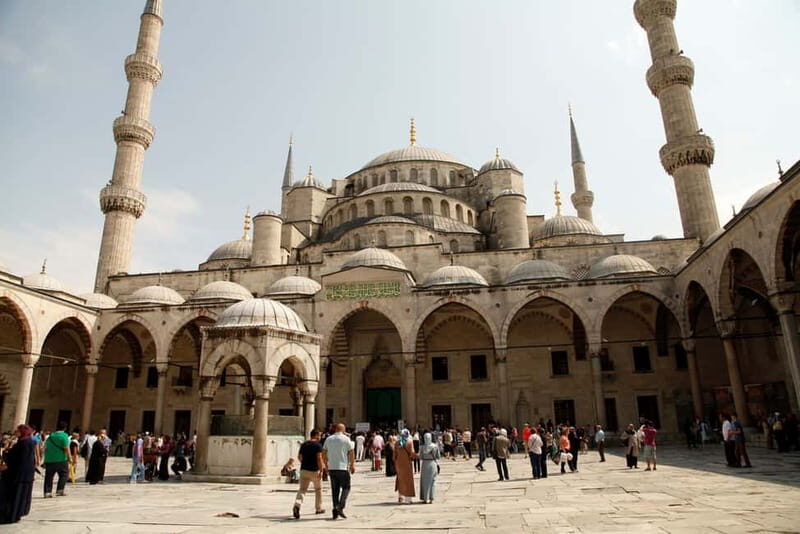 Hagia Sophia & Blue Mosque Half-day Guided, Small Group Tour - Experience Istanbul’s Iconic Landmarks in a Half-Day Tour