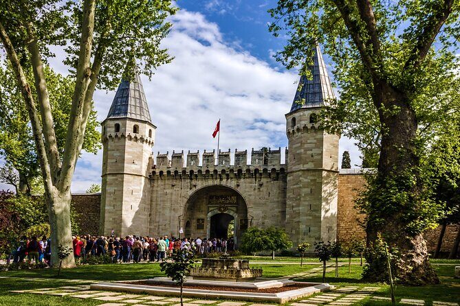 Hagia Sophia, Istanbul Old City, Topkapi Palace Private Tour - A Closer Look at the Tour