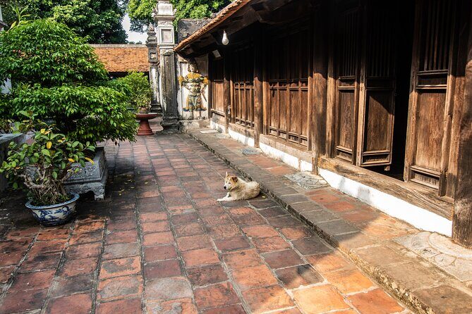 Hai Phong Highlights: Cultural & Historical Walking Tour - The Cultural Significance of Nghe Le Chan Temple