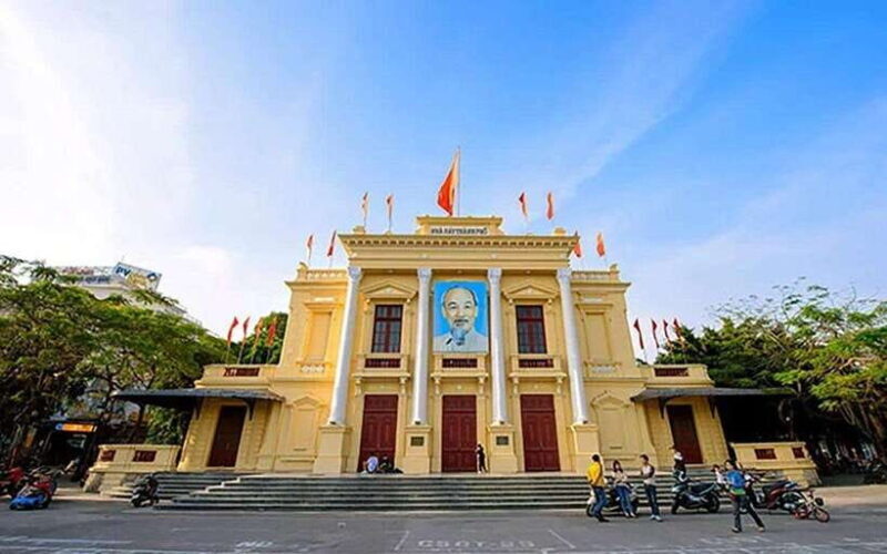 Hai Phong: Train Ride with Market Tour and Local Food - Key Points