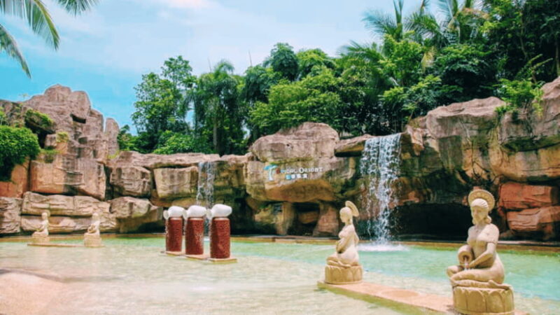 Haikou: Guanlan Lake Hot Spring Valley & Water Park - Key Points