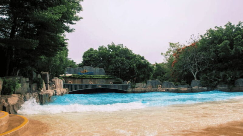Haikou: Guanlan Lake Hot Spring Valley & Water Park - A Deep Dive into the Experience