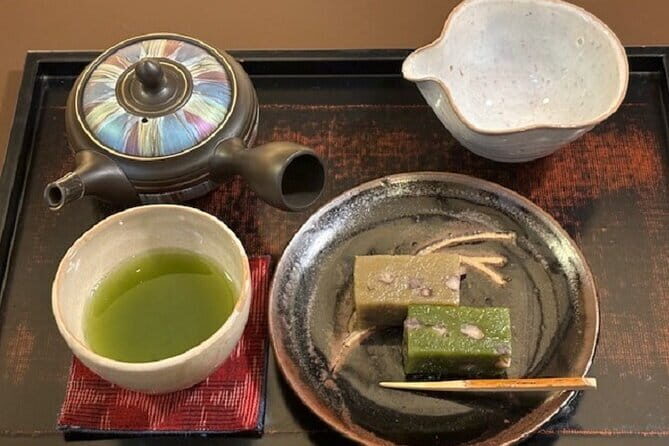 Hakata Old Town Walking Tour Tracing the True History of Fukuoka - An In-Depth Look at the Hakata Old Town Walking Tour