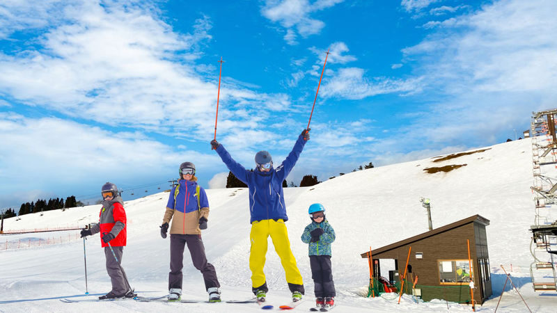 Hakodateyama Ski Resort Beginner Lesson & Snow Fun from Osaka - Snow play for children and non-skiers