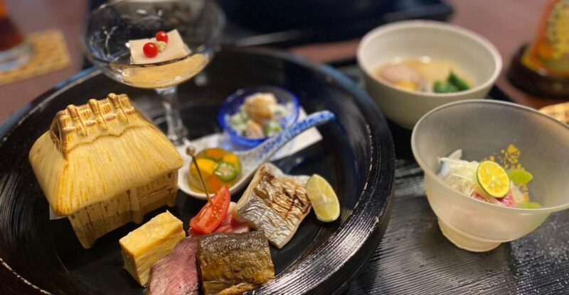 Hakone: Kaiseki Cuisine and Geisha Play in a 260y.o. resto - Key Points