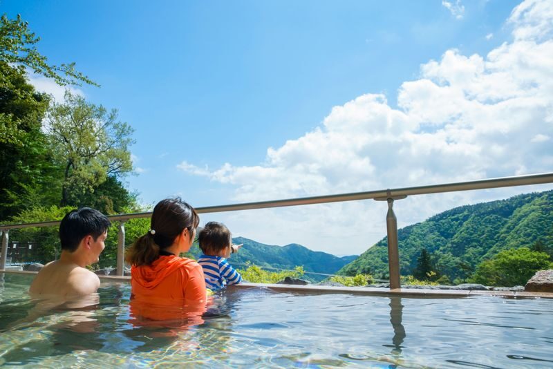 Hakone Kowaki-en Yunessun Hot Spring Theme Park Ticket - Yunessun is a water park with an onsen twist