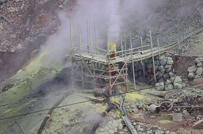 Hakone-Owakudani and Lake Ashi Guided Tour - Lake Ashi and Its Serenity