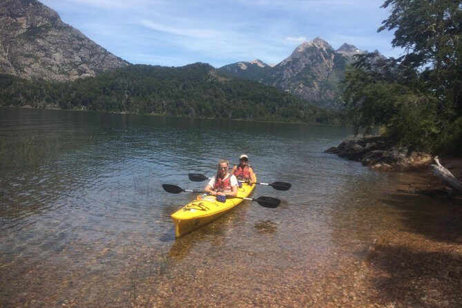 Half a day of kayaking on Lake Moreno in private service - Practical Details and Considerations